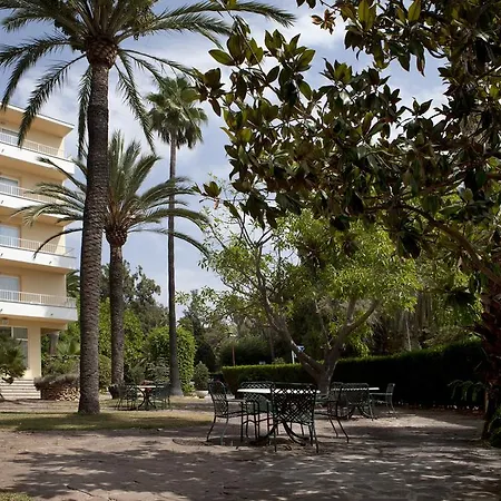 Intur Azor Hotell 3*