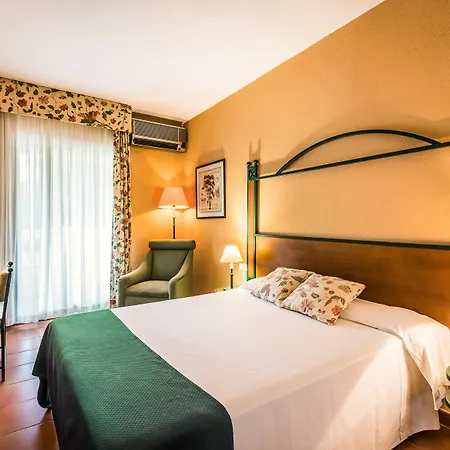 Hotell Intur Azor 3*