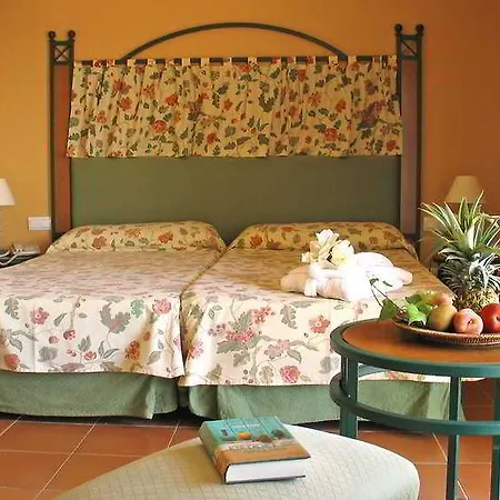 Intur Azor Hotell 3*