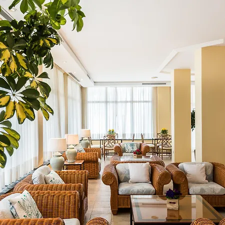 Intur Azor 3* بينيكاسّين