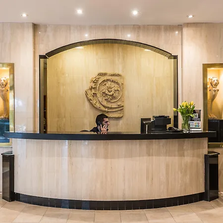 Intur Azor 3* بينيكاسّين